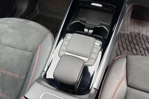 PO72TZK Mercedes-Benz Eqa EQA 350 66.5kWh AMG Line (Premium) Auto 4MATIC 5dr Thumbnail #24