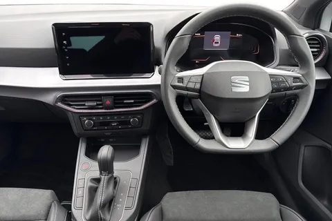 DK25WDO SEAT Ibiza 1.0 TSI XCELLENCE DSG Euro 6 (s/s) 5dr Thumbnail #18