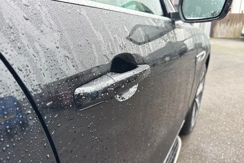 DK22WRD Jaguar F-Pace 2.0 P400e 17.1kWh R-Dynamic SE Auto AWD Euro 6 (s/s) 5dr Thumbnail #29