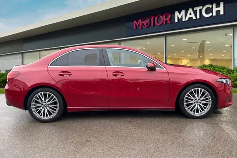 DK22VWY Mercedes-Benz A Class 1.3 A180 Sport Edition (Executive) 7G-DCT Euro 6 (s/s) 4dr Thumbnail #4