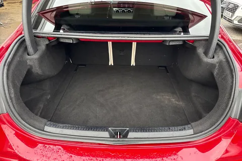 DK22VWY Mercedes-Benz A Class 1.3 A180 Sport Edition (Executive) 7G-DCT Euro 6 (s/s) 4dr Thumbnail #8