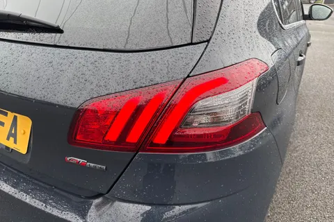 KW69EFA PEUGEOT 308 1.2 PureTech GPF GT Line Euro 6 (s/s) 5dr Thumbnail #9