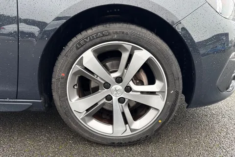 KW69EFA PEUGEOT 308 1.2 PureTech GPF GT Line Euro 6 (s/s) 5dr Thumbnail #11