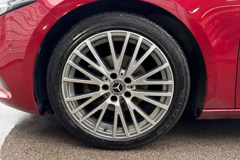 DK22VWY Mercedes-Benz A Class 1.3 A180 Sport Edition (Executive) 7G-DCT Euro 6 (s/s) 4dr Thumbnail #13