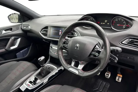 KW69EFA PEUGEOT 308 1.2 PureTech GPF GT Line Euro 6 (s/s) 5dr Thumbnail #15