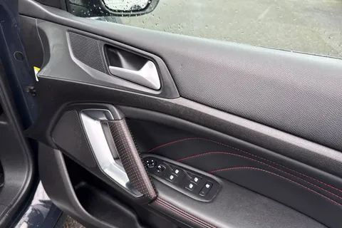 KW69EFA PEUGEOT 308 1.2 PureTech GPF GT Line Euro 6 (s/s) 5dr Thumbnail #22