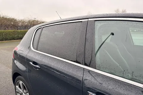 KW69EFA PEUGEOT 308 1.2 PureTech GPF GT Line Euro 6 (s/s) 5dr Thumbnail #36