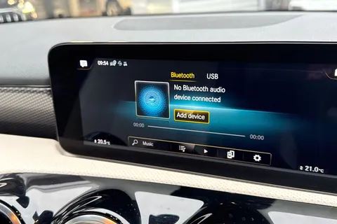 DK22VWY Mercedes-Benz A Class 1.3 A180 Sport Edition (Executive) 7G-DCT Euro 6 (s/s) 4dr Thumbnail #48