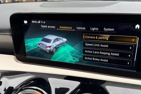 DK22VWY Mercedes-Benz A Class 1.3 A180 Sport Edition (Executive) 7G-DCT Euro 6 (s/s) 4dr Thumbnail #52