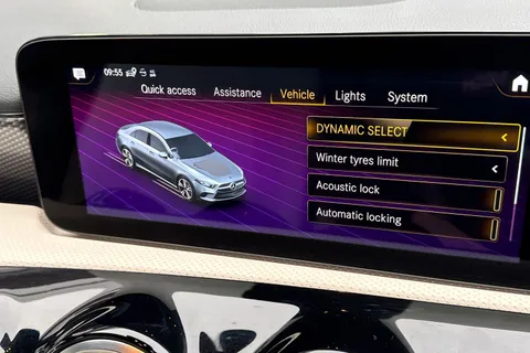 DK22VWY Mercedes-Benz A Class 1.3 A180 Sport Edition (Executive) 7G-DCT Euro 6 (s/s) 4dr Thumbnail #53