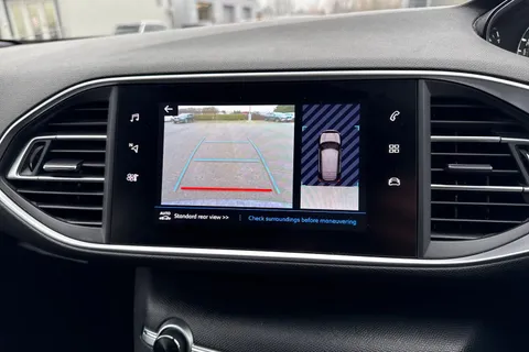 KW69EFA PEUGEOT 308 1.2 PureTech GPF GT Line Euro 6 (s/s) 5dr Thumbnail #55