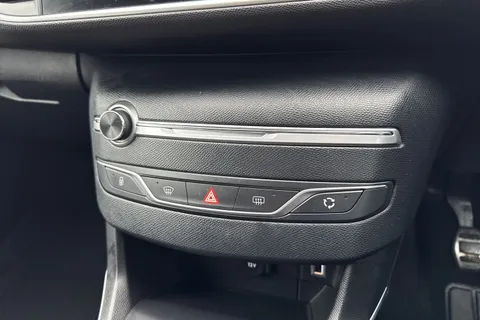 KW69EFA PEUGEOT 308 1.2 PureTech GPF GT Line Euro 6 (s/s) 5dr Thumbnail #56