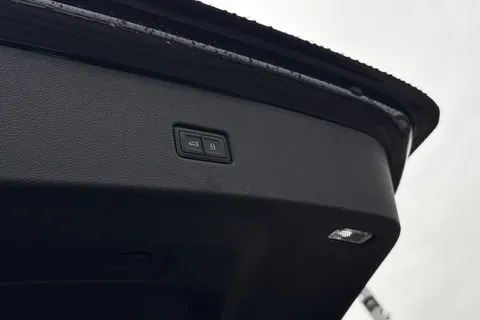  Audi RS Q8 4.0 TFSI V8 Performance Carbon Vorsprung Tiptronic quattro Euro 6 (s/s) 5dr Thumbnail #27