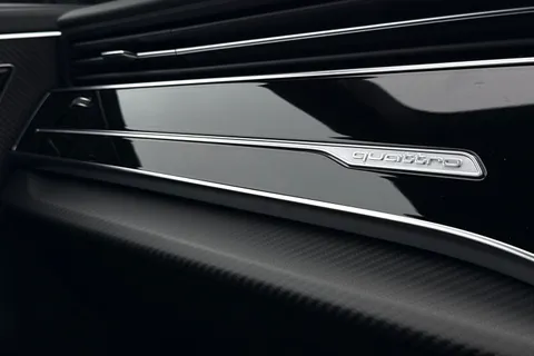  Audi RS Q8 4.0 TFSI V8 Performance Carbon Vorsprung Tiptronic quattro Euro 6 (s/s) 5dr Thumbnail #31