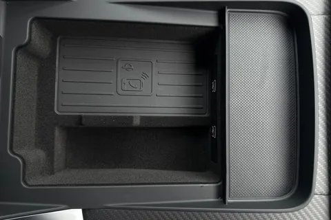  Audi RS Q8 4.0 TFSI V8 Performance Carbon Vorsprung Tiptronic quattro Euro 6 (s/s) 5dr Thumbnail #37