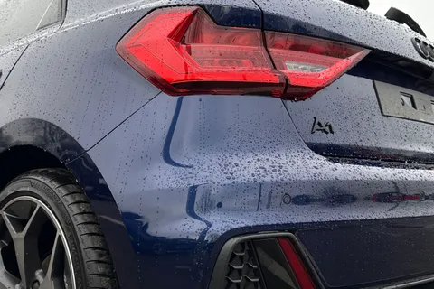  Audi A1 1.0 TFSI 30 Black Edition Sportback S Tronic Euro 6 (s/s) 5dr Thumbnail #8