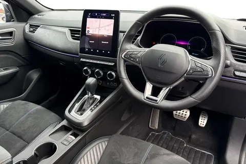 YT74DWN Renault Arkana 1.6 E-TECH esprit Alpine Auto Euro 6 (s/s) 5dr Thumbnail #15