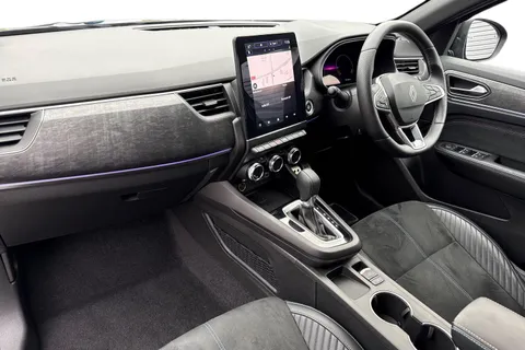 YT74DWN Renault Arkana 1.6 E-TECH esprit Alpine Auto Euro 6 (s/s) 5dr Thumbnail #16