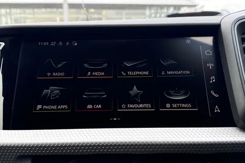  Audi A1 1.0 TFSI 30 Black Edition Sportback S Tronic Euro 6 (s/s) 5dr Thumbnail #17