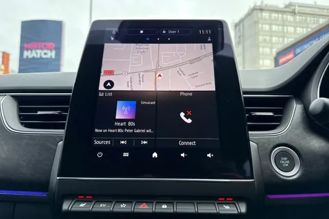 YT74DWN Renault Arkana 1.6 E-TECH esprit Alpine Auto Euro 6 (s/s) 5dr Thumbnail #18