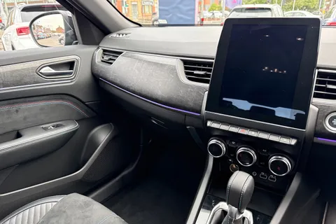 YT74DWN Renault Arkana 1.6 E-TECH esprit Alpine Auto Euro 6 (s/s) 5dr Thumbnail #21