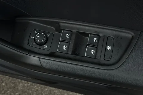  Audi A1 1.0 TFSI 30 Black Edition Sportback S Tronic Euro 6 (s/s) 5dr Thumbnail #21