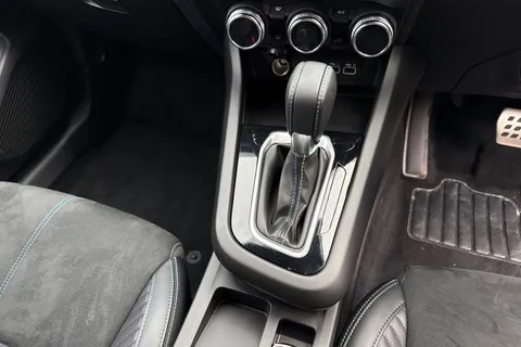 YT74DWN Renault Arkana 1.6 E-TECH esprit Alpine Auto Euro 6 (s/s) 5dr Thumbnail #24