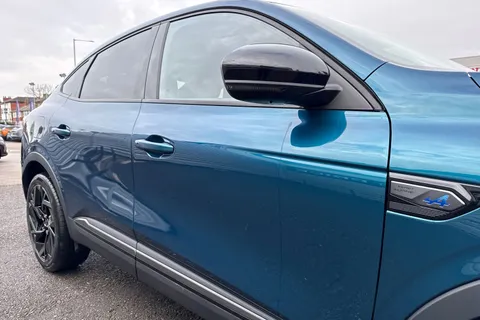 YT74DWN Renault Arkana 1.6 E-TECH esprit Alpine Auto Euro 6 (s/s) 5dr Thumbnail #29