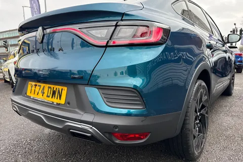 YT74DWN Renault Arkana 1.6 E-TECH esprit Alpine Auto Euro 6 (s/s) 5dr Thumbnail #33