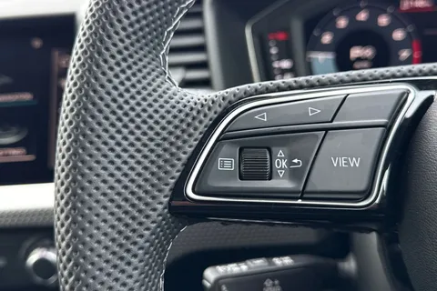  Audi A1 1.0 TFSI 30 Black Edition Sportback S Tronic Euro 6 (s/s) 5dr Thumbnail #37