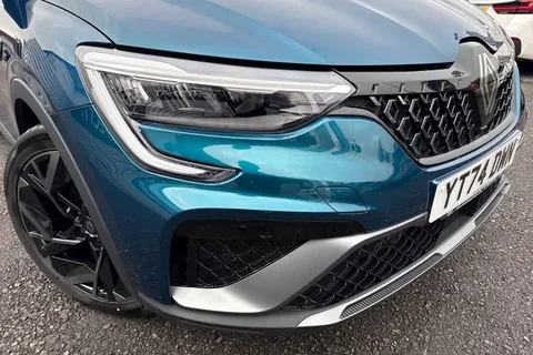 YT74DWN Renault Arkana 1.6 E-TECH esprit Alpine Auto Euro 6 (s/s) 5dr Thumbnail #38