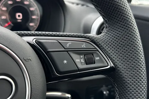  Audi Q2 1.5 TFSI CoD 35 Black Edition S Tronic Euro 6 (s/s) 5dr Thumbnail #32