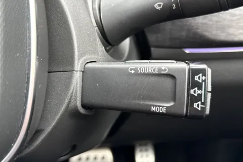 YT74DWN Renault Arkana 1.6 E-TECH esprit Alpine Auto Euro 6 (s/s) 5dr Thumbnail #41