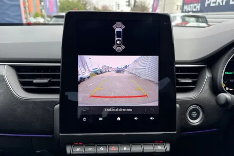 YT74DWN Renault Arkana 1.6 E-TECH esprit Alpine Auto Euro 6 (s/s) 5dr Thumbnail #50