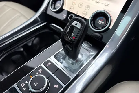 DL21EXM Land Rover Range Rover Sport 3.0 D250 MHEV HSE Silver Auto 4WD Euro 6 (s/s) 5dr Thumbnail #24