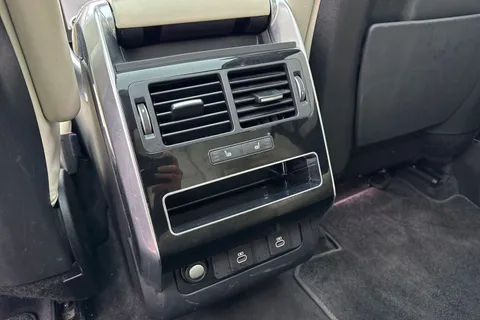 DL21EXM Land Rover Range Rover Sport 3.0 D250 MHEV HSE Silver Auto 4WD Euro 6 (s/s) 5dr Thumbnail #37