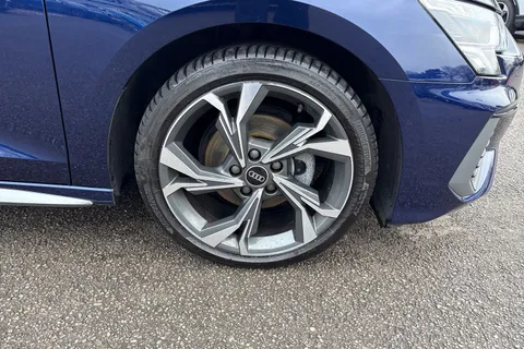 DG72BZL Audi A3 1.5 TFSI 35 S line Sportback Euro 6 (s/s) 5dr Thumbnail #10