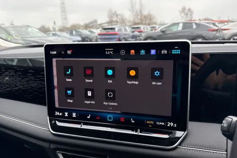 Volkswagen Tayron 1.5 eTSI MHEV Elegance DSG Euro 6 (s/s) 5dr Thumbnail #40