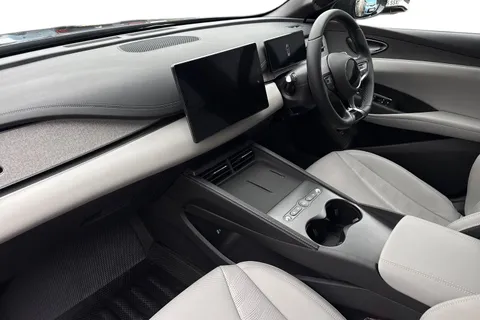 DY75WFF BYD Seal 6 1.5 DM-i 10kWh Boost CVT Auto Euro 6 (s/s) 5dr Thumbnail #9