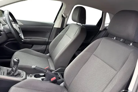 VK68EHL Volkswagen Polo 1.0 TSI SE Euro 6 (s/s) 5dr Thumbnail #17