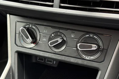 VK68EHL Volkswagen Polo 1.0 TSI SE Euro 6 (s/s) 5dr Thumbnail #23