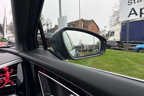 21 of 66 for Audi Q4 e-tron Q4 Sport 45 e-tron 210,00 kW