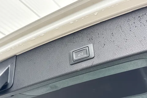 MT71WRC Audi Q2 1.0 TFSI 30 Sport Euro 6 (s/s) 5dr Thumbnail #31