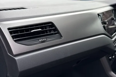 VK68EHL Volkswagen Polo 1.0 TSI SE Euro 6 (s/s) 5dr Thumbnail #37