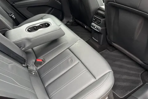 42 of 66 for Audi Q4 e-tron Q4 Sport 45 e-tron 210,00 kW