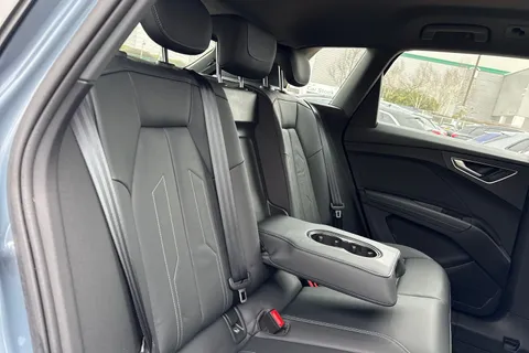 43 of 66 for Audi Q4 e-tron Q4 Sport 45 e-tron 210,00 kW