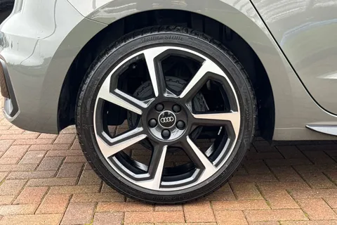 BW25FVO Audi A1 Black Edition 25 TFSI  95 PS S tronic Thumbnail #10