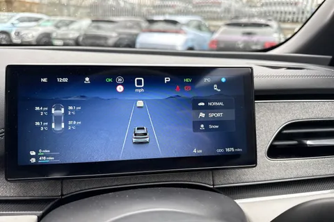 DY75WFF BYD Seal 6 1.5 DM-i 10kWh Boost CVT Auto Euro 6 (s/s) 5dr Thumbnail #42