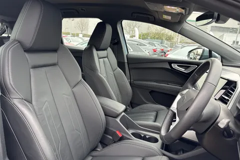 45 of 66 for Audi Q4 e-tron Q4 Sport 45 e-tron 210,00 kW