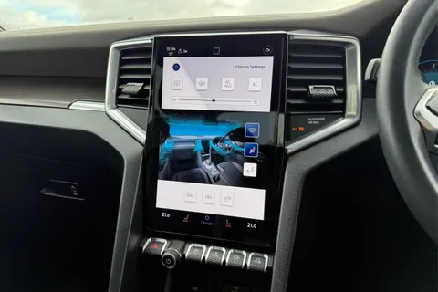 DG74CXU Volkswagen Amarok D/Cab Pick Up Style 2.0 TDI 205 4MOTION Auto Thumbnail #22